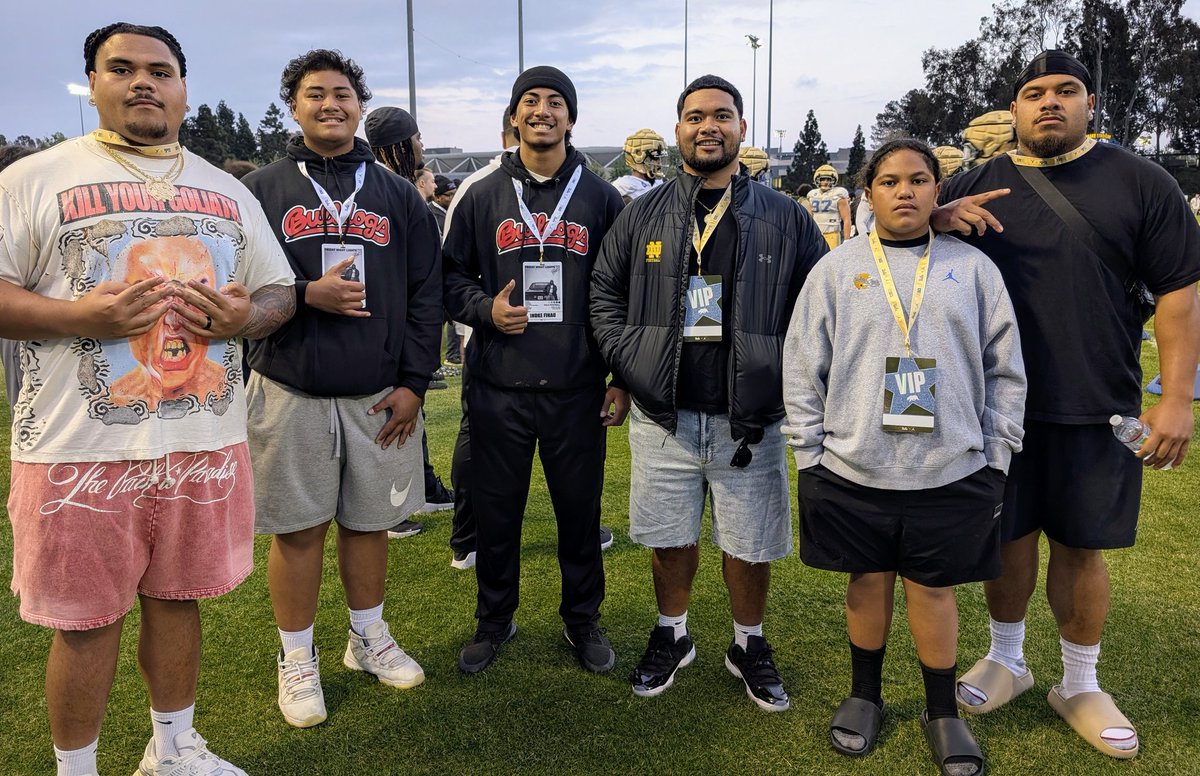 Si'i Finau (@mrzfinau) on Twitter photo #fridaynightlights <a href="/UCLAFootball/">UCLA Football</a> my boys <a href="/inokefinau1/">Inoke finau</a> & <a href="/theehamee/">Epalahame Finau 👑</a> meeting up with family. Jay Toia of UCLA and Richie Pinomi of <a href="/GeorgetownHoyas/">Georgetown Hoyas</a> shared some recruiting advice. <a href="/Maumalanga/">Chris Maumalanga</a>
<a href="/OakHillsFootba1/">Oak Hills Football</a>
<a href="/coachmetty/">Coach Metzger</a>
<a href="/NickMonica63/">Coach Nick Monica 63</a> #fridaynightlights <a href="/UCLAFootball/">UCLA Football</a> my boys <a href="/inokefinau1/">Inoke finau</a> & <a href="/theehamee/">Epalahame Finau 👑</a> meeting up with family. Jay Toia of UCLA and Richie Pinomi of <a href="/GeorgetownHoyas/">Georgetown Hoyas</a> shared some recruiting advice. <a href="/Maumalanga/">Chris Maumalanga</a>
<a href="/OakHillsFootba1/">Oak Hills Football</a>
<a href="/coachmetty/">Coach Metzger</a>
<a href="/NickMonica63/">Coach Nick Monica 63</a>