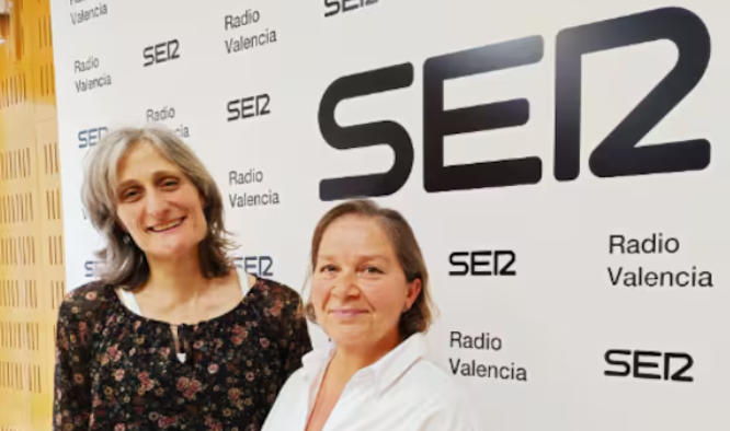 Colegio de Médicos de Valencia (@iicomv) on Twitter photo 🔵 “Hay que replantear las urgencias: llegan pacientes cada vez más mayores”
🥼 Las Dras. Sonia Marquina y Raquel Benavent, médicas de Urgencias del <a href="/GVAclinic/">Hospital Clínic de València</a>, hacen balance del éxito de la Unidad de Fragilidad, puesta en marcha en 2022 para mejorar la atención de personas 🔵 “Hay que replantear las urgencias: llegan pacientes cada vez más mayores”
🥼 Las Dras. Sonia Marquina y Raquel Benavent, médicas de Urgencias del <a href="/GVAclinic/">Hospital Clínic de València</a>, hacen balance del éxito de la Unidad de Fragilidad, puesta en marcha en 2022 para mejorar la atención de personas