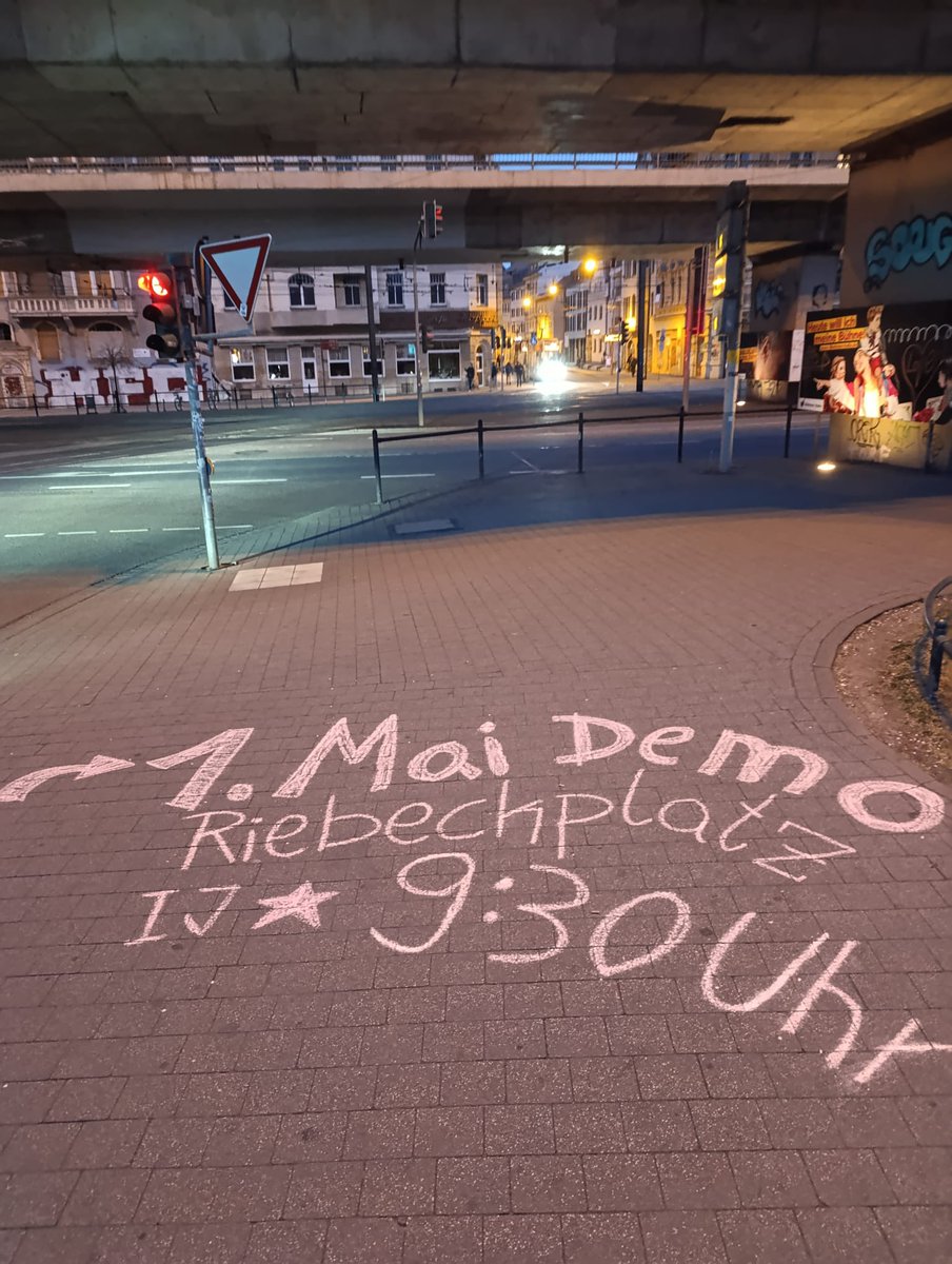 Interjugend's tweet photo. [#Halle (Saale)]

Heraus zum 1. Mai!

9:30 / Riebeckplatz

#Hal0105 #1Mai https://t.co/0bpUKxzTD9