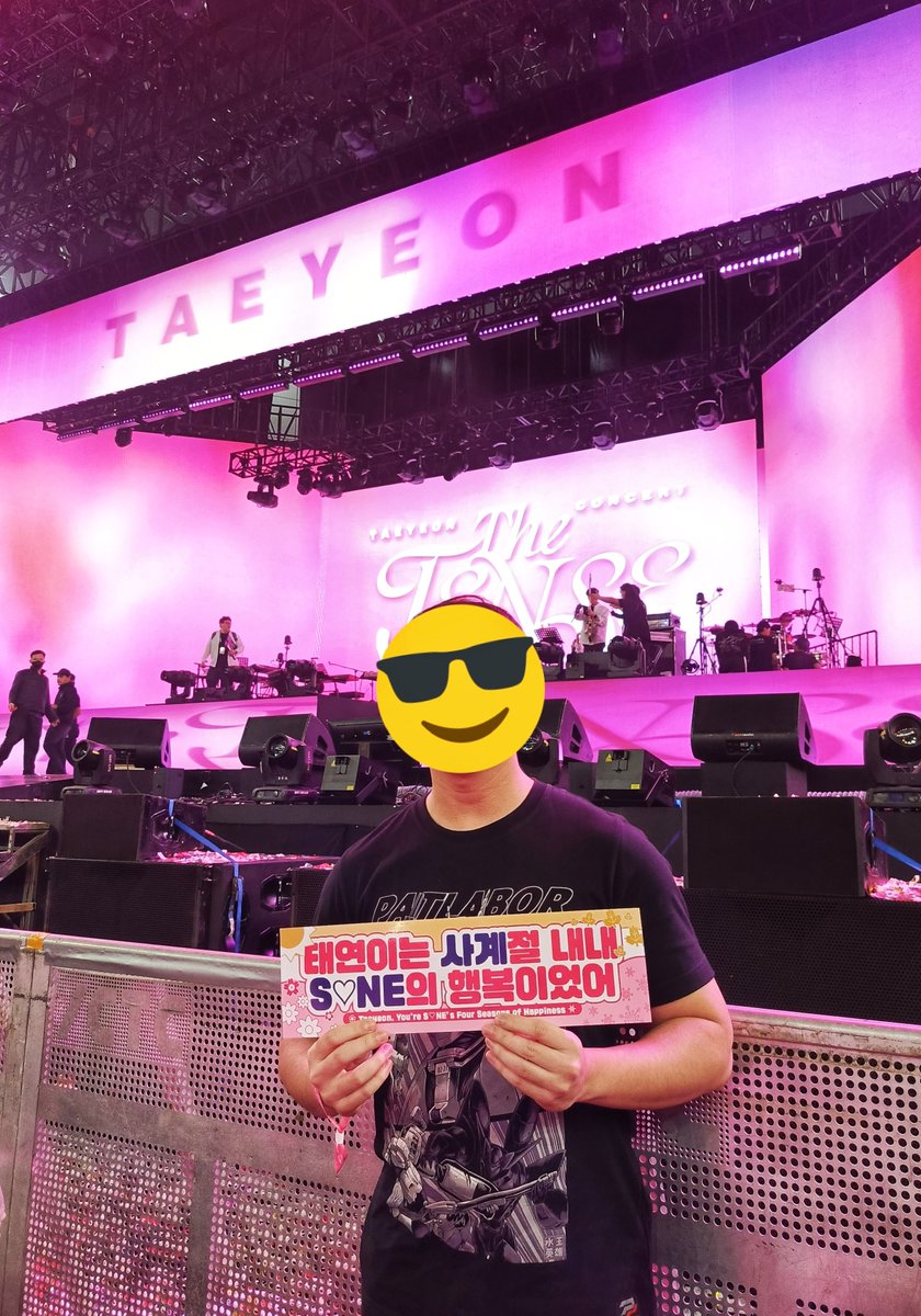 firstofil's tweet image. Every moment with Taeyeon will echo in my soul for a lifetime. ✨

Indonesia Arena, Jakarta
12 April 2025

#Taeyeon #태연 #TheTENSE #TAEYEON_TheTENSE #TAEYEON_TheTENSE_in_JAKARTA 
#소녀시대 #snsd #girlsgeneration