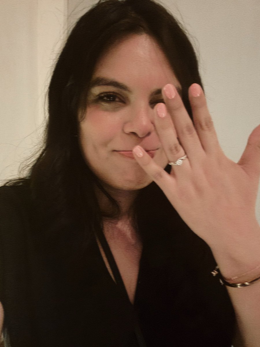 me voy a casar 😭❤️🥹💍