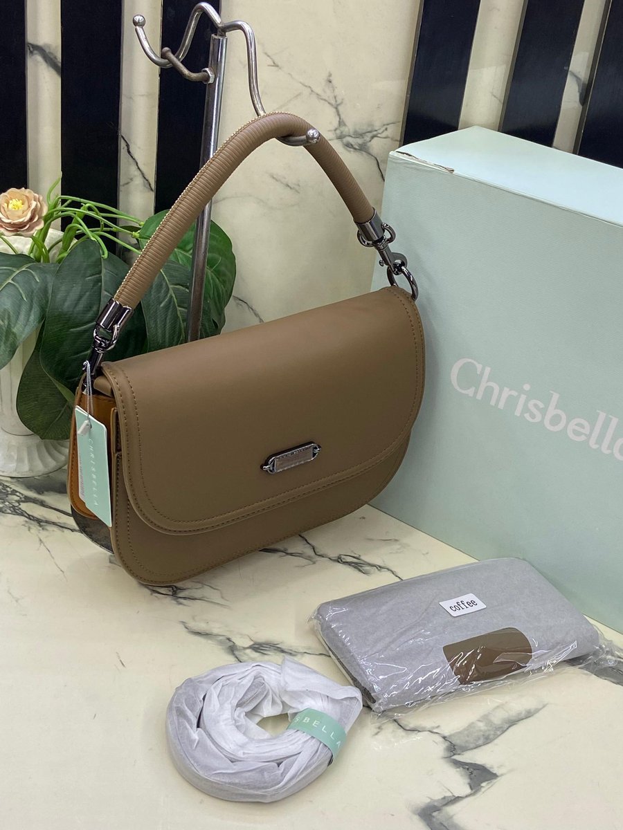 CWears365's tweet photo. Luxury CHRISBELLA bag 
PRICE:49,000
Good quality

#ENUGU #benin #africa Davido Asake NYSC Burna ##kano #jos 
#Wizkid  Naira  #cameroon Davido Wizkid Akpi Laho Shettima Nyesom wike
 Olamide Timeless https://t.co/BP4Wjg4SBD
