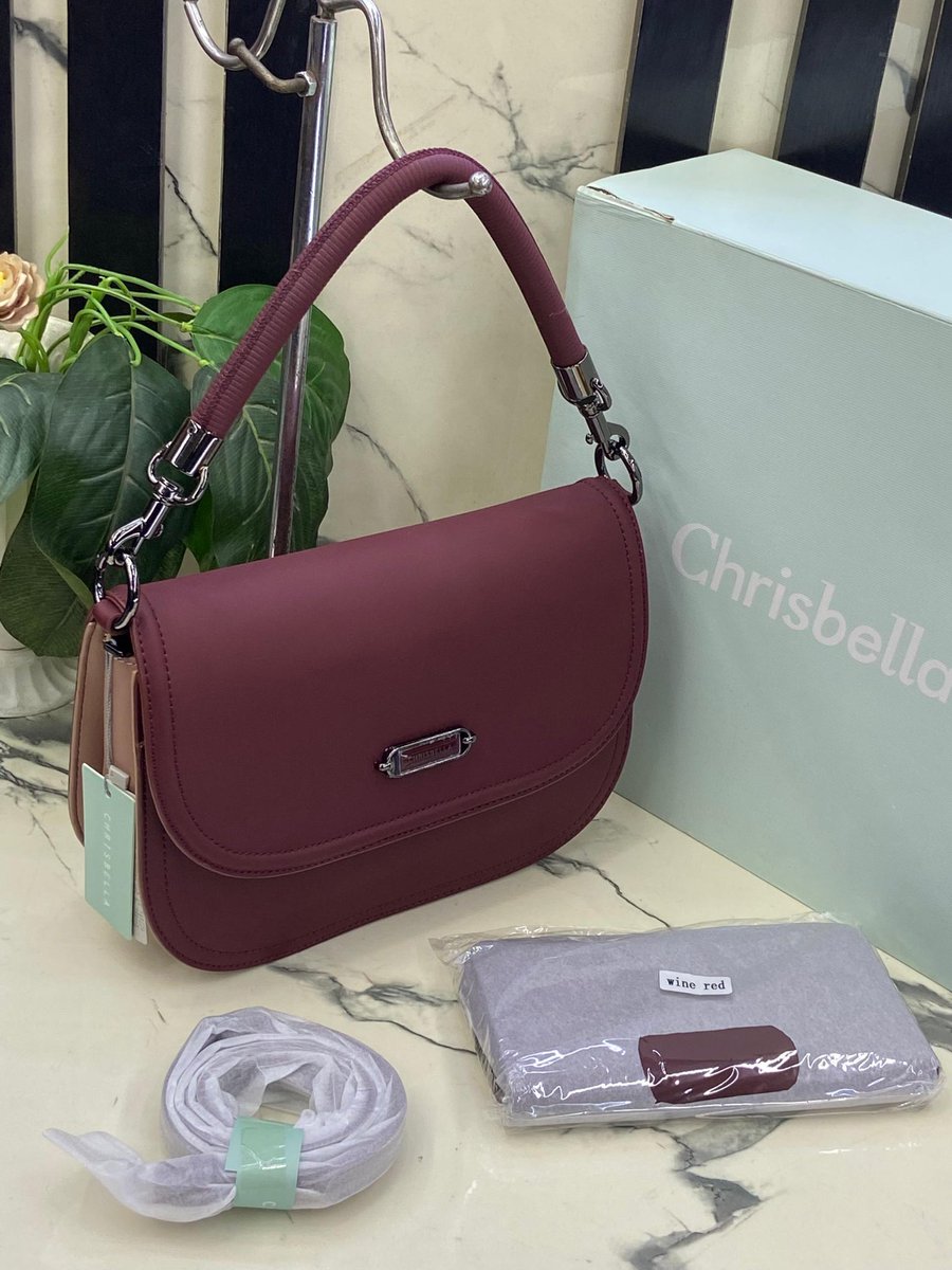 CWears365's tweet photo. Luxury CHRISBELLA bag 
PRICE:49,000
Good quality

#ENUGU #benin #africa Davido Asake NYSC Burna ##kano #jos 
#Wizkid  Naira  #cameroon Davido Wizkid Akpi Laho Shettima Nyesom wike
 Olamide Timeless https://t.co/BP4Wjg4SBD