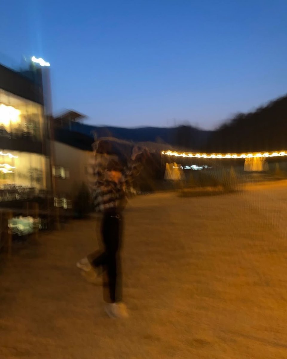 yb_tiru's tweet photo. 진짜 바부같다… https://t.co/Uj6t4pevj4