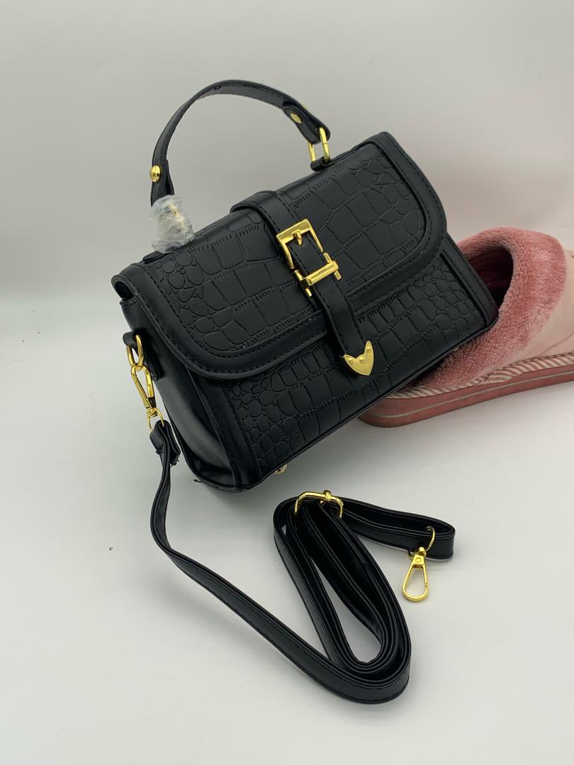 CWears365's tweet photo. Price: 20,000

#ENUGU #benin #africa Davido Asake NYSC Burna ##kano #jos 
#Wizkid  Naira  #cameroon Davido Wizkid Akpi Laho Shettima Nyesom wike
 Olamide Timeless https://t.co/C2Xzmm6kzt