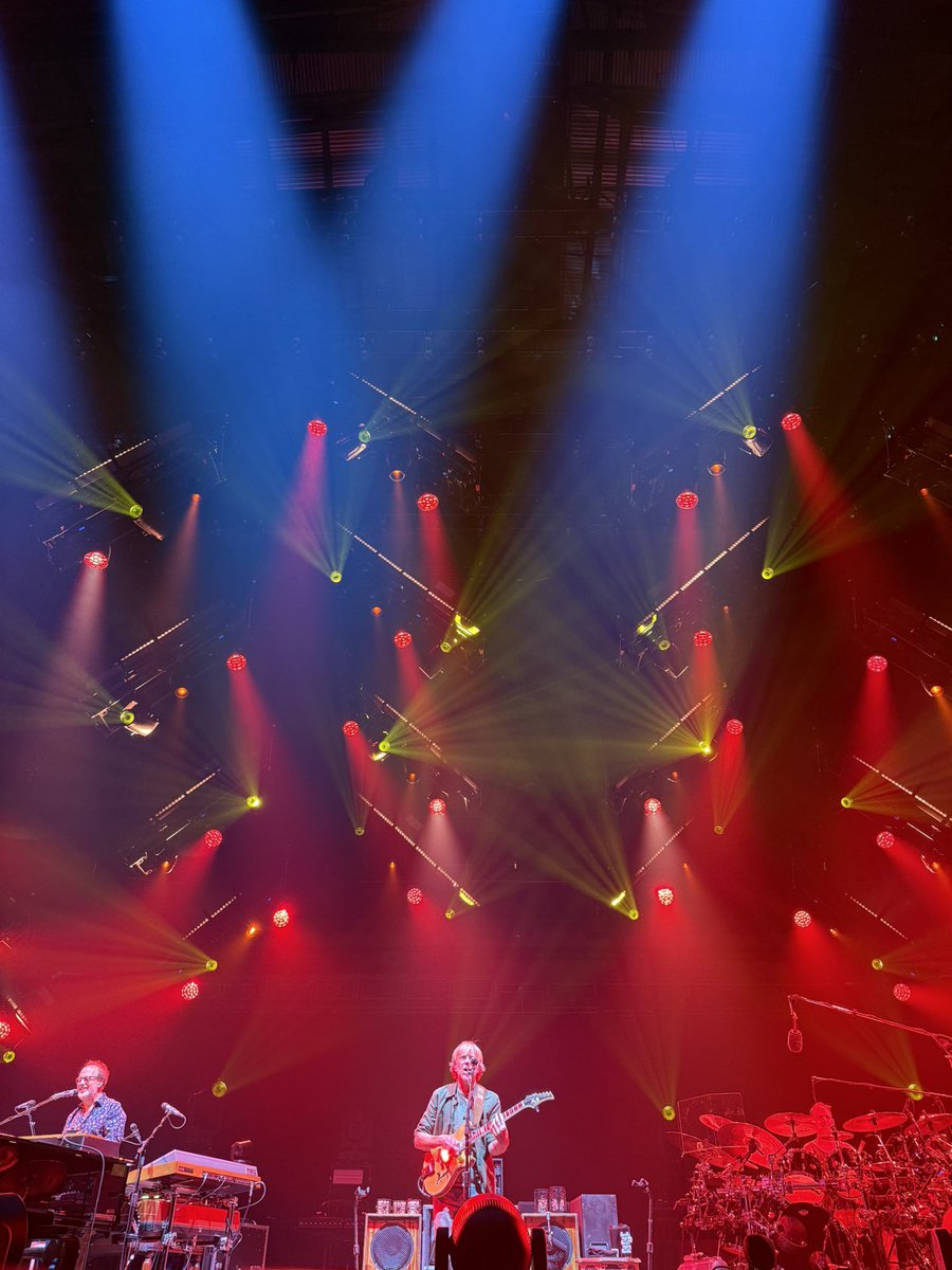 jlf_420's tweet image. #Phish #Spring25 #Seattle ⭕️