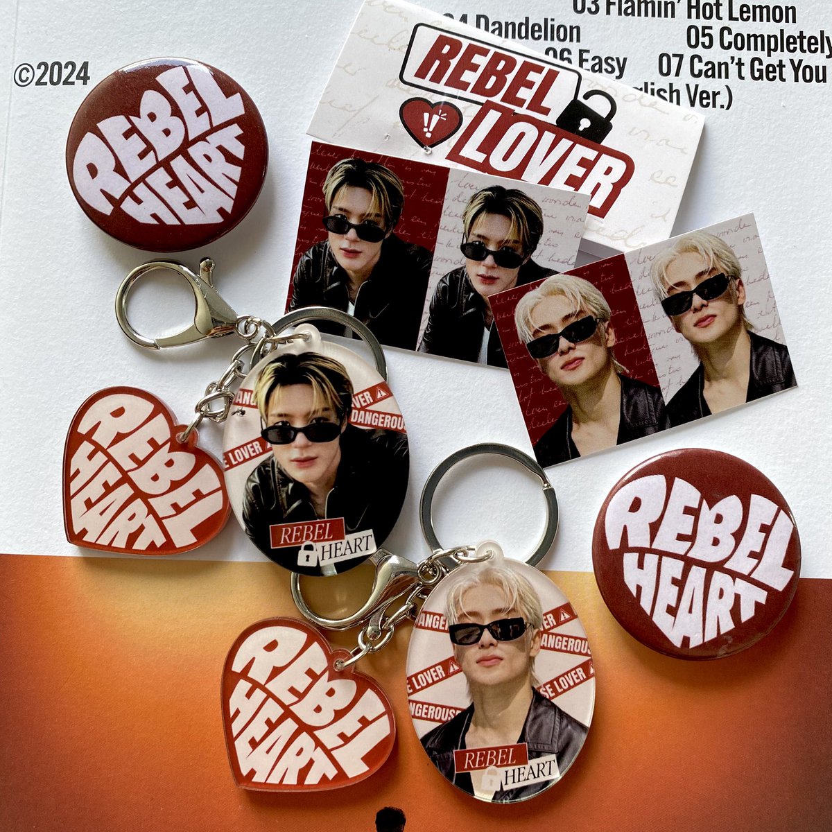 ehh yg nyuruh kalian jd ganteng siapa sih? ak jd naksir berat soalnya🙇🏻‍♀️☝🏻

keychain : <a href="/gestavu_/">𝑮𝒊𝒕𝒕 - rest✩₊˚.⋆</a> <a href="/bloomingmood_/">blooming mood</a> 🤩🎸