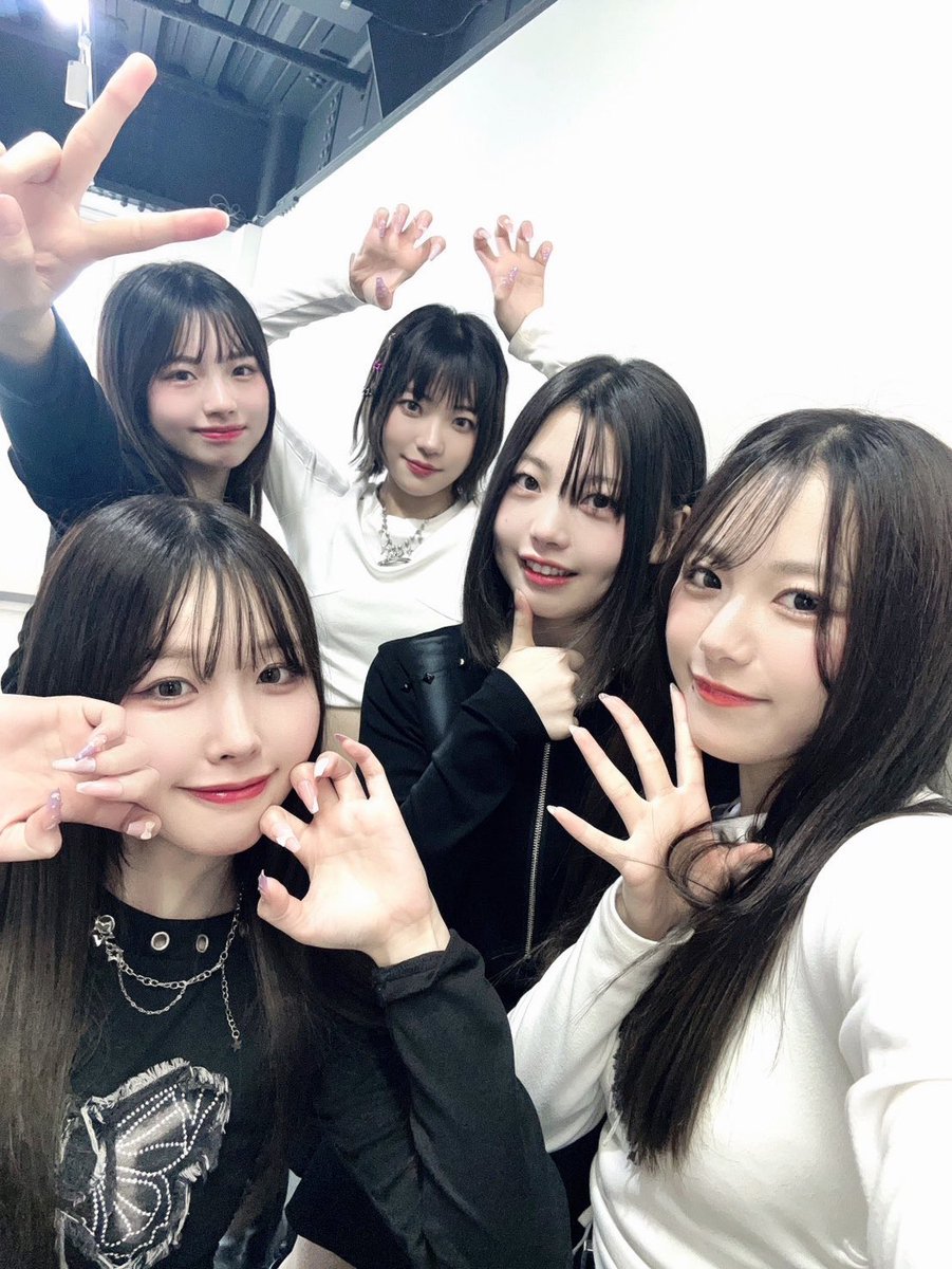 2face_official_'s tweet photo. 🌸2FACE OSAKA FANMEETING&LIVE~Spring Flowers~🌸
3日目ありがとうございました!✨
次回は明日
📅4月20日(日) ⏰19:00開演
📍PLUSWIN HALL 南堀江
お待ちしております✨✨
https://t.co/ygKpzlxhQK
#2FACE
#2FACE_OSAKA
#2FACE_Spring_Flowers https://t.co/sGaUgrCcKj