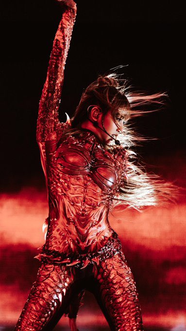 urisa0327's tweet photo. สวยมากกกรูปนี้

ROCKSTAR LISA COACHELLA 
#LISACHELLA #Coachella2025 https://t.co/Ehw9iyR7E5