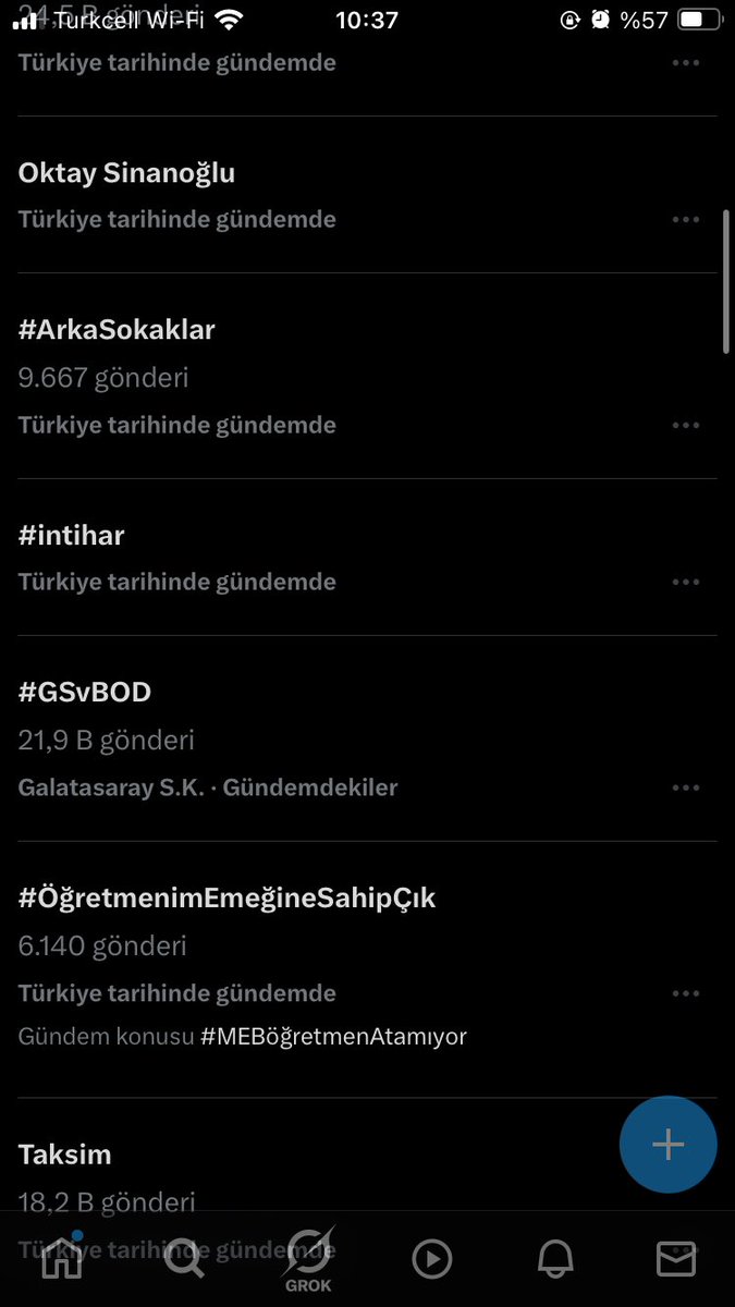 Zeypcelk's tweet photo. Atama haksızlığına sadece 1 gün üzüldüler.
Sonra gündem değişti, biz yine unutulduk.
Ö��retmeni yok sayan bir sistemden kaliteli eğitim beklemeyin. 
#atama #intihar #OEğretmenimEmeğineSahipCık #oeğretmenataması https://t.co/JUAa0PCIlj