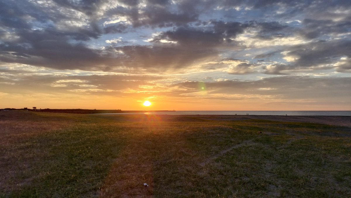 いつしかの夕日🌅
  #石川県   #夕日
 #写真好きな人と繋がりたい