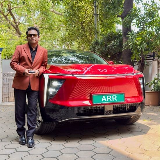 BangaloreTimes1's tweet photo. Check out #ARRahman looking sharp next to his stunning new SUV! 🚗✨
#ARR #StyleAndSpeed https://t.co/N6l2TlWiH3