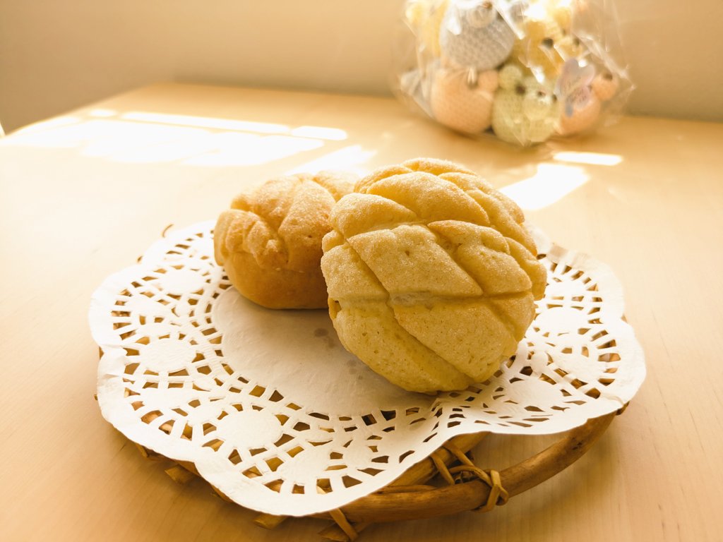 Bakerycafe33246's tweet photo. 人気なパンたち(*´艸`)
並んでるとシルバニアの世界みたい
店内のパンの香りは、幸せの香り(*˘︶˘*).｡.:*♡
美味しいコーヒーや紅茶と共に
ゆったりとした時間をお過ごしください🍀*゜ https://t.co/p4FSqgcpc6