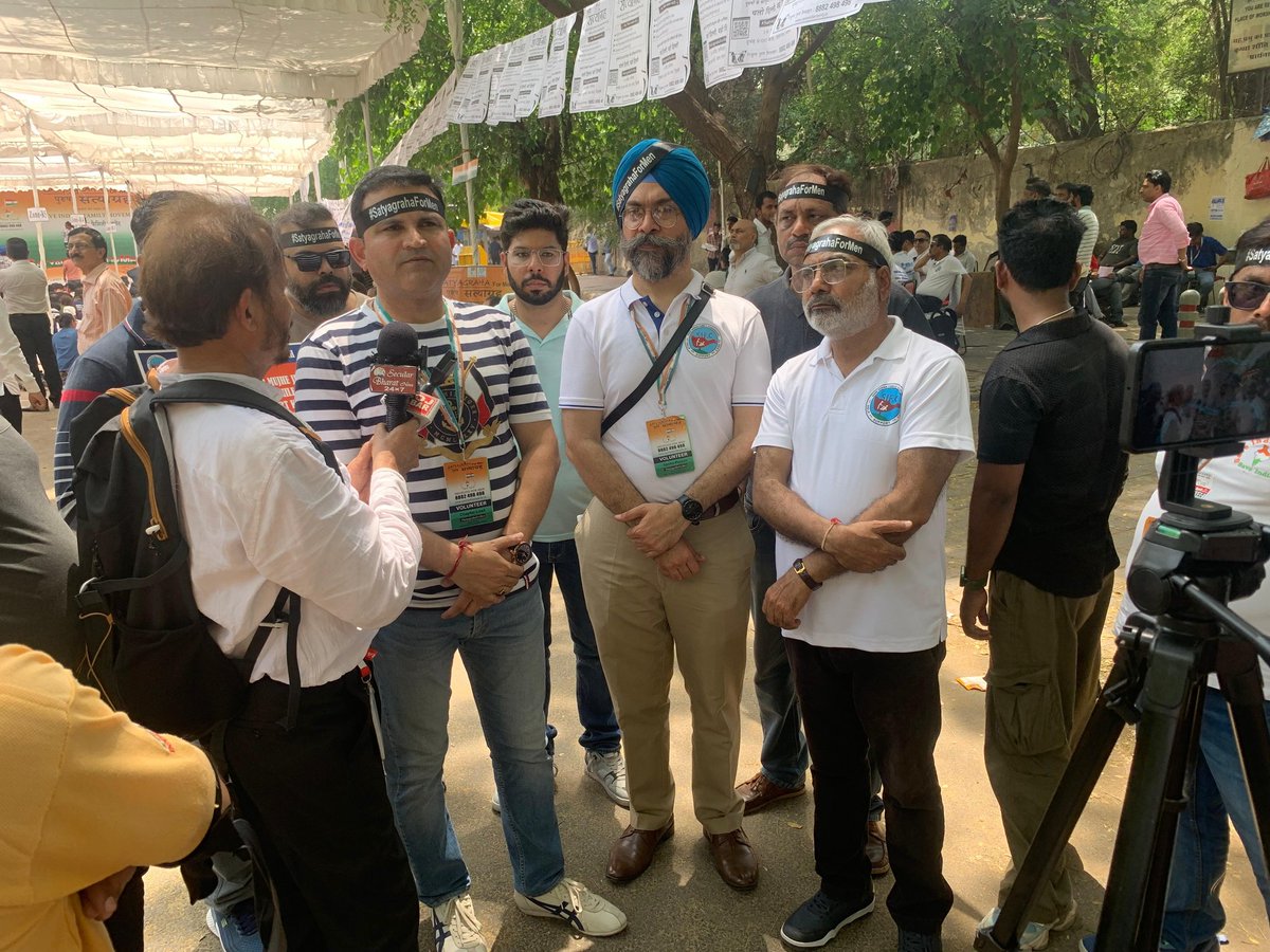 It’s time for change, time for light,
Men’s rights matter, we’ll fight the fight.
For justice, for fairness, for equal law,
Together we stand, together we draw.
#SatyagrahaForMen
📍19 अप्रैल 2025 , जंतर मंतर