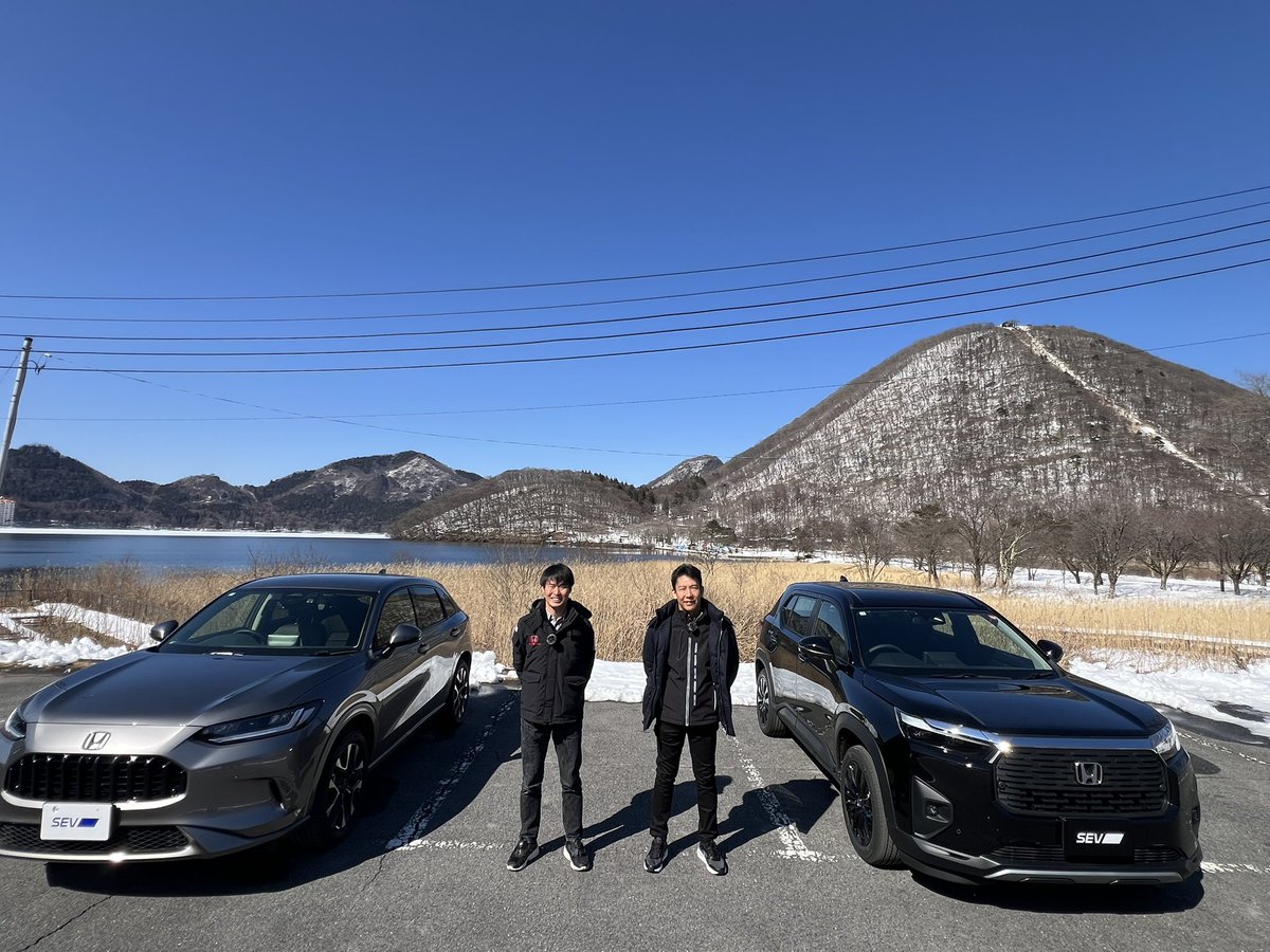 SEVdake3's tweet photo. 聖地巡礼！ZR-V WR-Vインプレッションアップ！
塚越選手も小暮選手も楽しそう！！
https://t.co/69woDGhXDo

#koudai1120 
#小暮卓史
#zrv
#wrv
#honda
#sev
#イニシャルd https://t.co/1I9NqG4GIZ