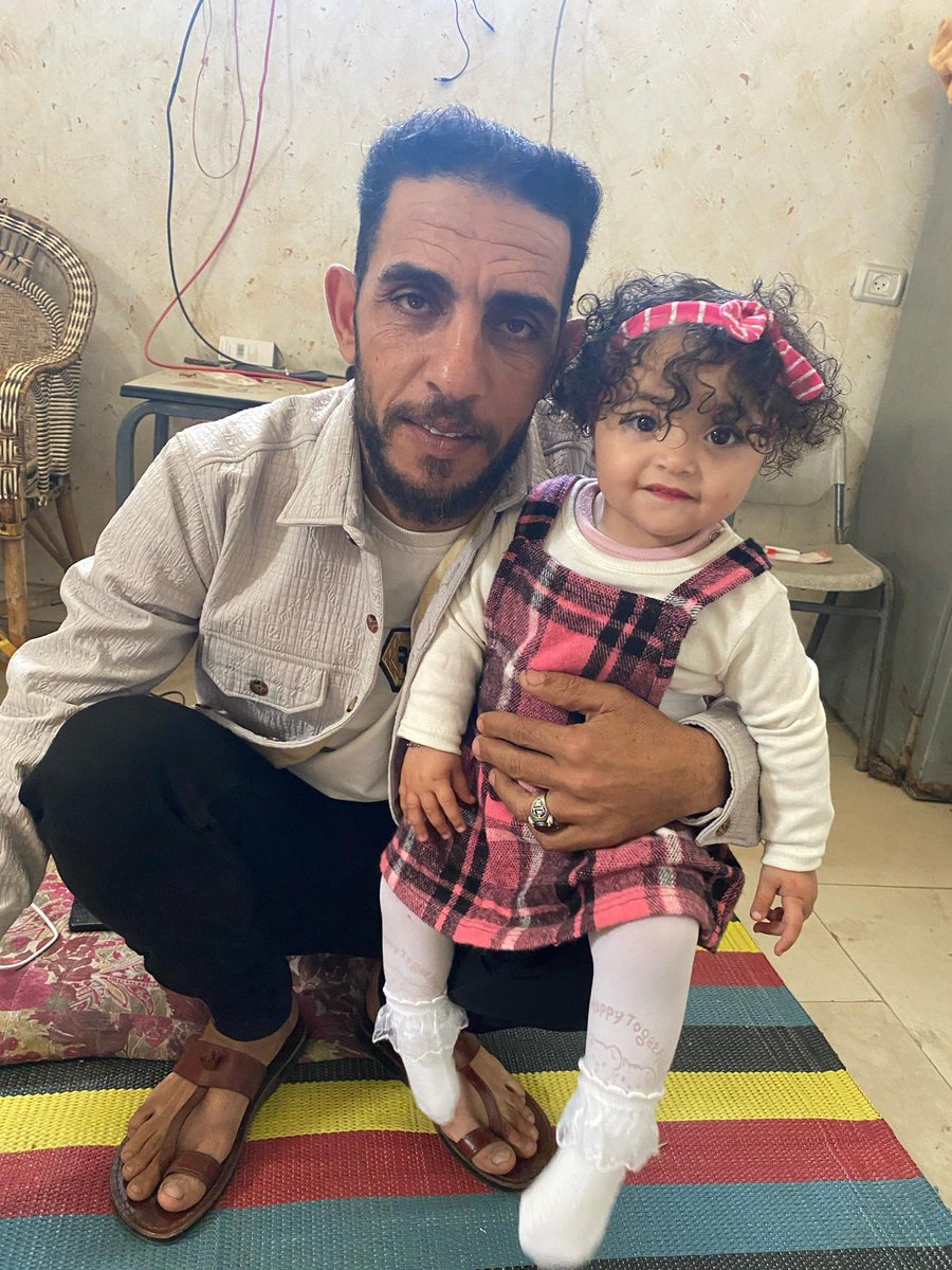 Noor_daood0's tweet photo. If everyone comments with 3 comments, you will help me a lot to make my post visible to the largest possible number of people who are able to help me 🇵🇸🍉🥺

Help me 💔
https://t.co/t0YxUak6ob https://t.co/jw58yvgIgj
