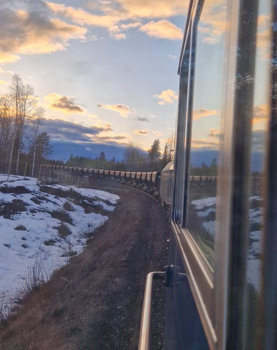 Då har man dragit sitt strå till stacken denna påskafton. 🫡 Glad Påsk på er alla där ute. 🐣😃