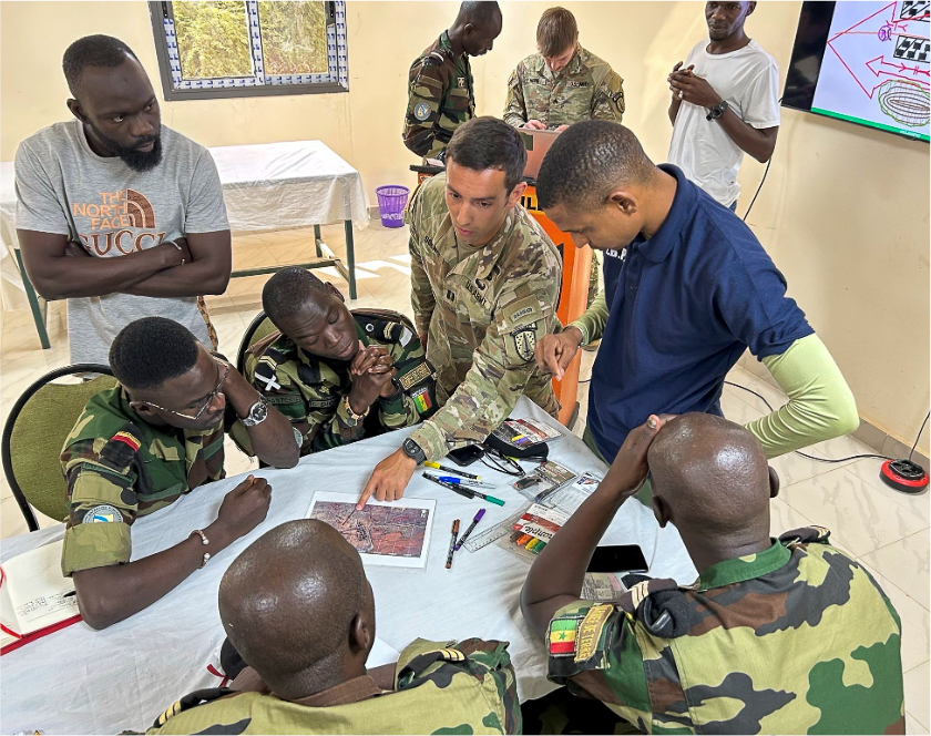 SETAF_Africa's tweet photo. "Leadership challenges are often universal—it’s about helping each other grow," said MSG Kevin Dellinger. 

📰 Read more 👇🏽 about how @2SFAB partnered with the Senegal Army to build a #NCO development program.

https://t.co/JUOtTRXHkM 

#SFABSaturday #NCOsLeadTheWay https://t.co/VPDa6Vr2hn
