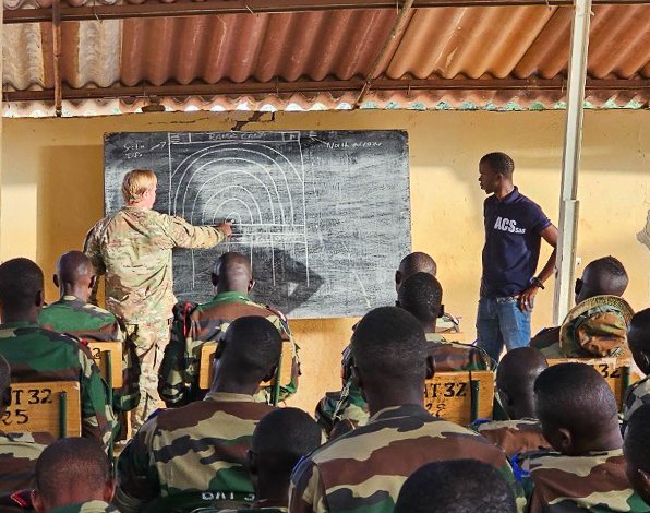 SETAF_Africa's tweet photo. "Leadership challenges are often universal—it’s about helping each other grow," said MSG Kevin Dellinger. 

📰 Read more 👇🏽 about how @2SFAB partnered with the Senegal Army to build a #NCO development program.

https://t.co/JUOtTRXHkM 

#SFABSaturday #NCOsLeadTheWay https://t.co/VPDa6Vr2hn