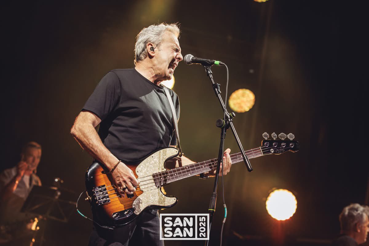 HombresG's tweet photo. ¡Gracias a todos los que estuvisteis con nosotros anoche en el @SanSanFestival , lo pasamos genial! ¡Hasta pronto! 🤘🎶

📷  @Javierbragado https://t.co/IAURJNMRdt