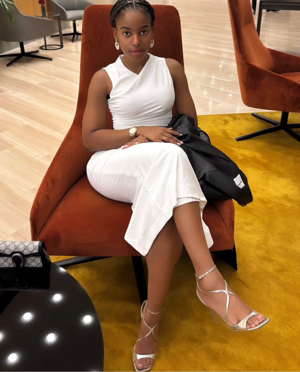 CWears365's tweet photo. Zara Ruched Dress 🥰

Size S M L fit XL**

Price 33,000

Topnotch Quality

#ENUGU #benin #africa Davido Asake NYSC Burna ##kano #jos 
#Wizkid  Naira  #cameroon Davido Wizkid Akpi Laho Shettima Nyesom wike
 Olamide Timeless https://t.co/MT01yR79gj