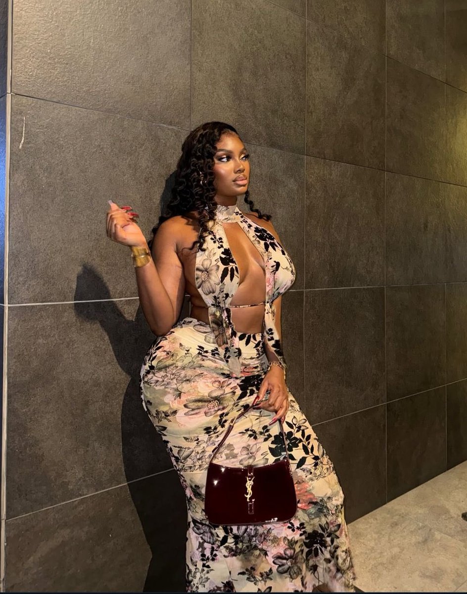 CWears365's tweet photo. Sexy Backless Halter Neck Top and Highwaist Skirt Sets 

Price: #31,000

Size: S, M, L fits XL

TopNotch!!! Quality 

#ENUGU #benin #africa Davido Asake NYSC Burna ##kano #jos 
#Wizkid  Naira  #cameroon Davido Wizkid Akpi Laho Shettima Nyesom wike
 Olamide Timeless https://t.co/0XIfDBgtEP