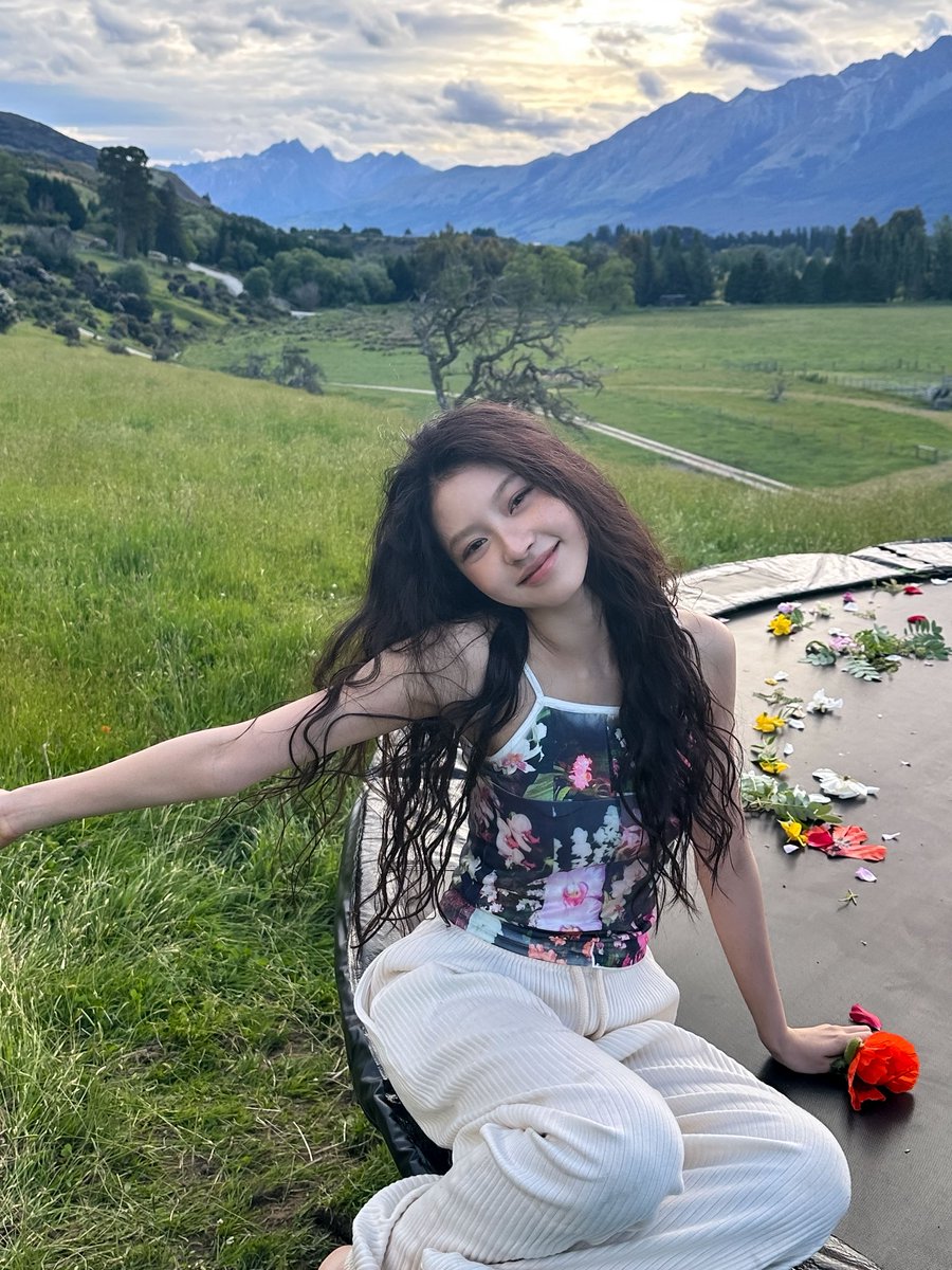 나랑 트램폴린 탈랭??🌷🌹

#KiiiKiii #키키 #HAUM #하음