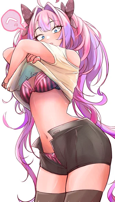 #これを見た人は何かピンクいものをあげる見た人強制 チラッ。。。