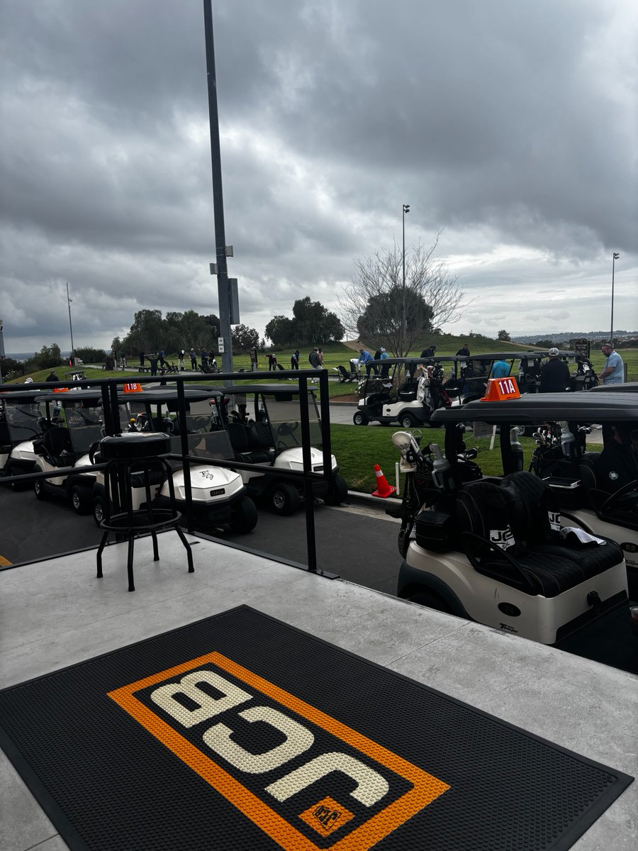 JCBna's tweet photo. Big machines, even bigger hearts. πβ³
SoCal JCB took a swing at giving back, hosting a charity golf tournament to support the community they serve. Because being a JCB dealer isnβt just about moving dirt β itβs about moving communities forward. #JCB #BuiltForCommunity #GiveBack https://t.co/M4HpqInohI