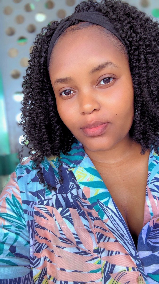 Ms Bee🌹 tweet media