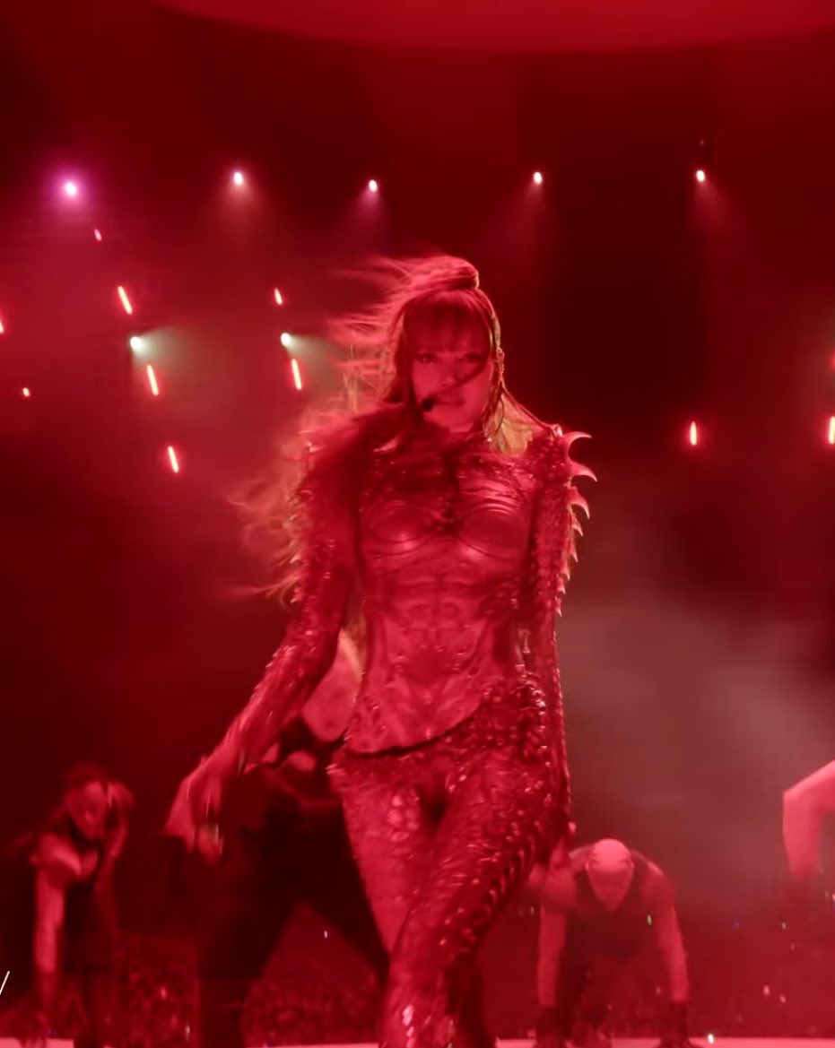 nari19831's tweet photo. เหมือนฉากเปิดตัวคาแรคเตอร์ยอดมนุษย์ตัวใหม่มากก

ROCKSTAR LISA COACHELLA
#LISACHELLA
#Coachella2025 https://t.co/C6IiIawHyS