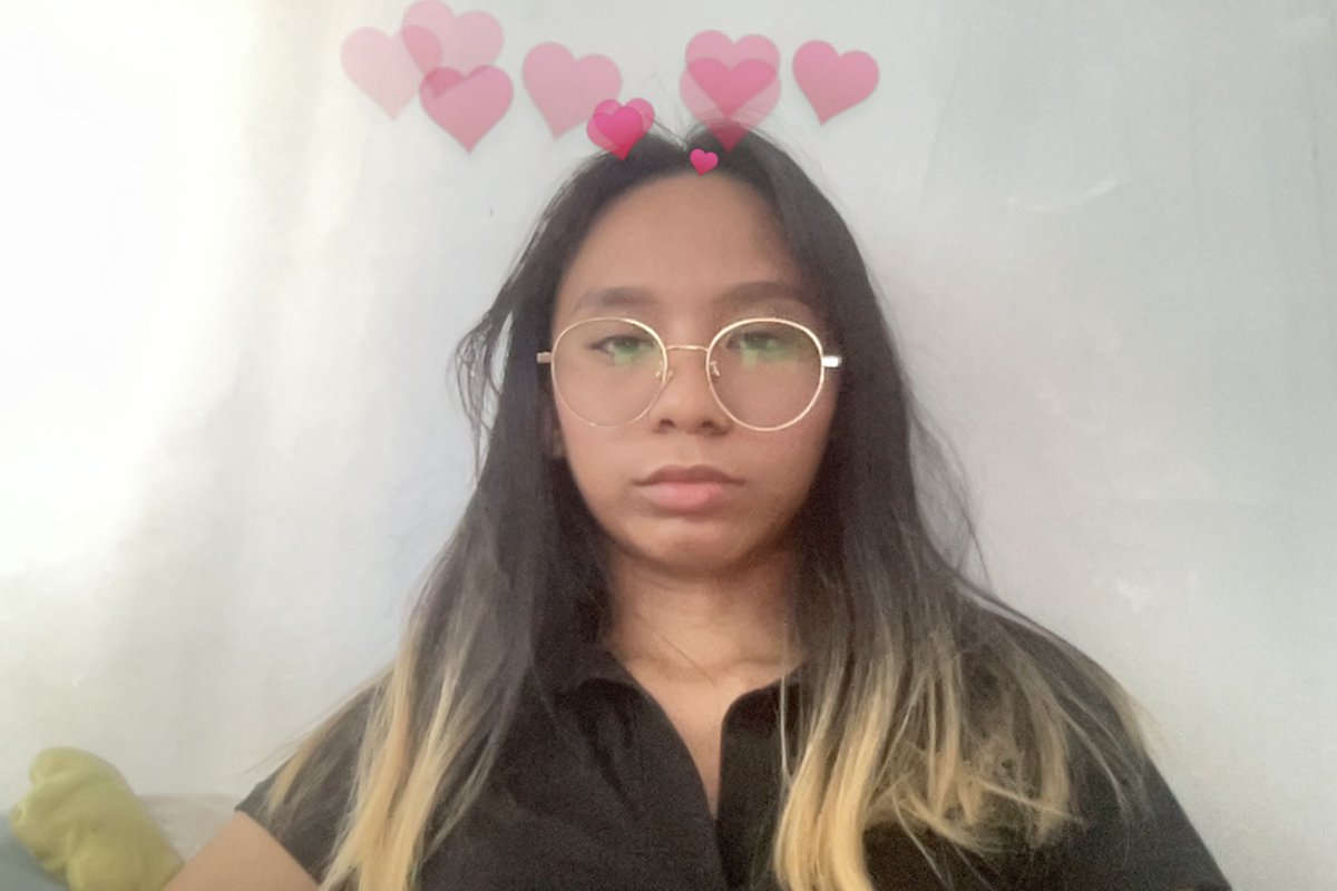 arlemnskrrrt's tweet photo. fckng day 1 ng walang selpon dahil naiwan sa locker https://t.co/HlViM9PXRa