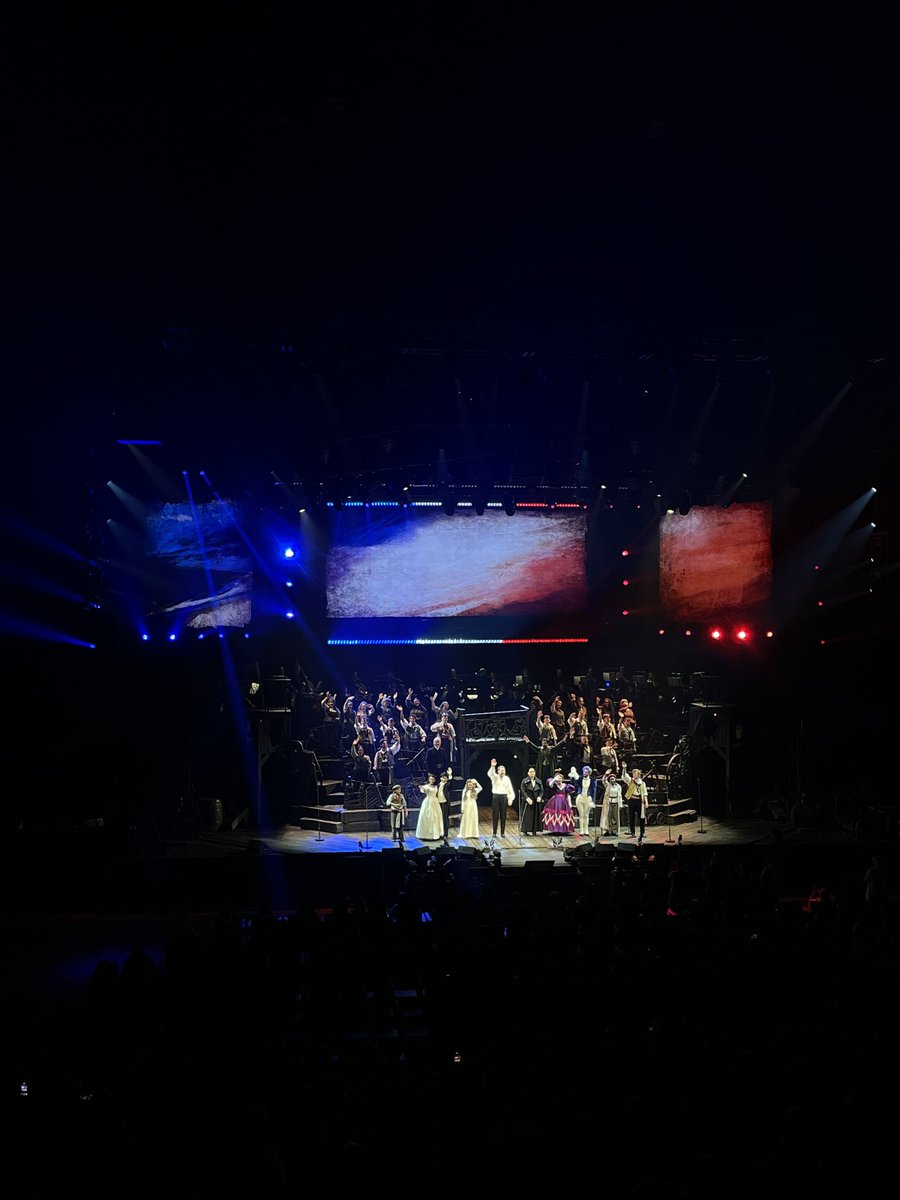 LightvDarkk's tweet photo. 2025’s going musically strong 💪🏽 https://t.co/7O1svwoXPW