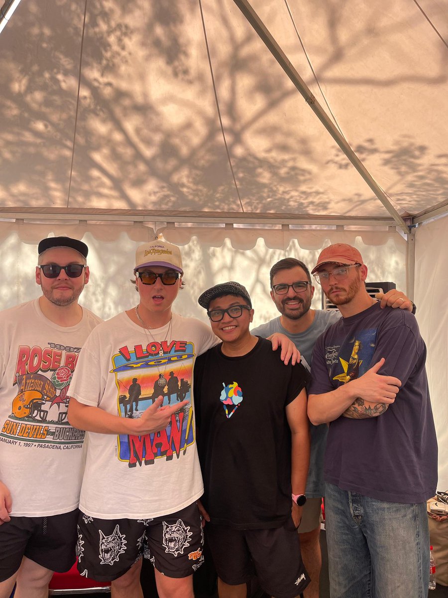 Waktu kecil makannya pinter jadi badannya tinggi2