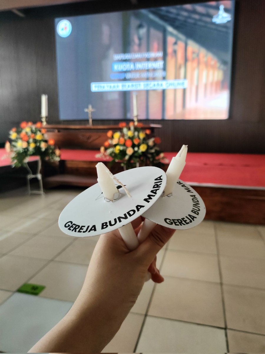 polamelia's tweet image. Lightstick for Jesus sunbaenim.