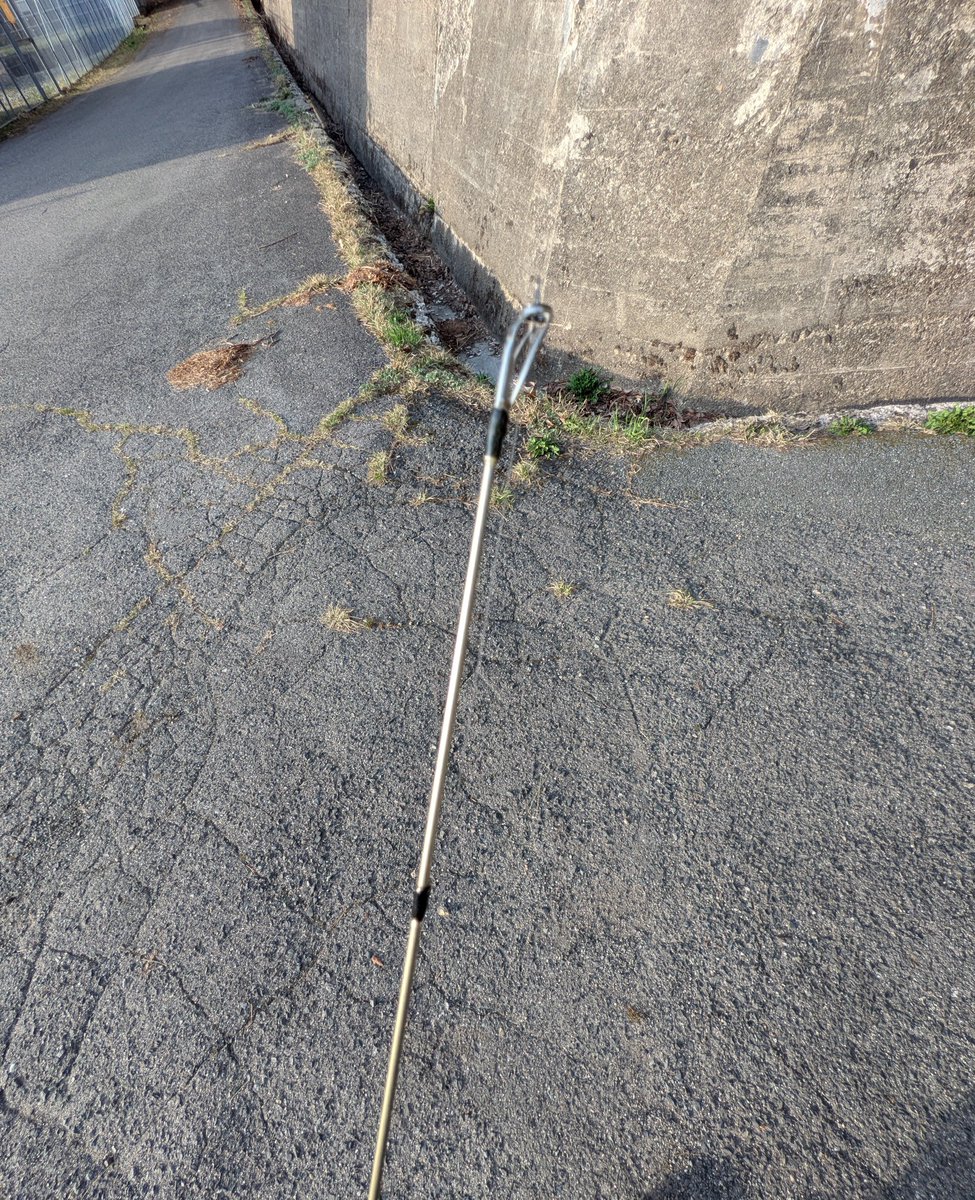 itsuha_fishing's tweet photo. そして楽しいことばかりではなく...
どなたかサーフスター991の#2ガイドのサイズが分かる方いましたら教えてください... https://t.co/bGq4vvZ3KS