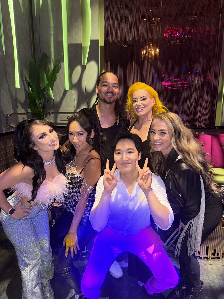 alexgracia3's tweet photo. Can we say that #divasmania with @ringthebelleds was a success? Letโs keep it going from here on out for the ones who love & support the divas era and the badass divas from here on out ๐ช๐ซถ๐ https://t.co/uyLOxylvKv
