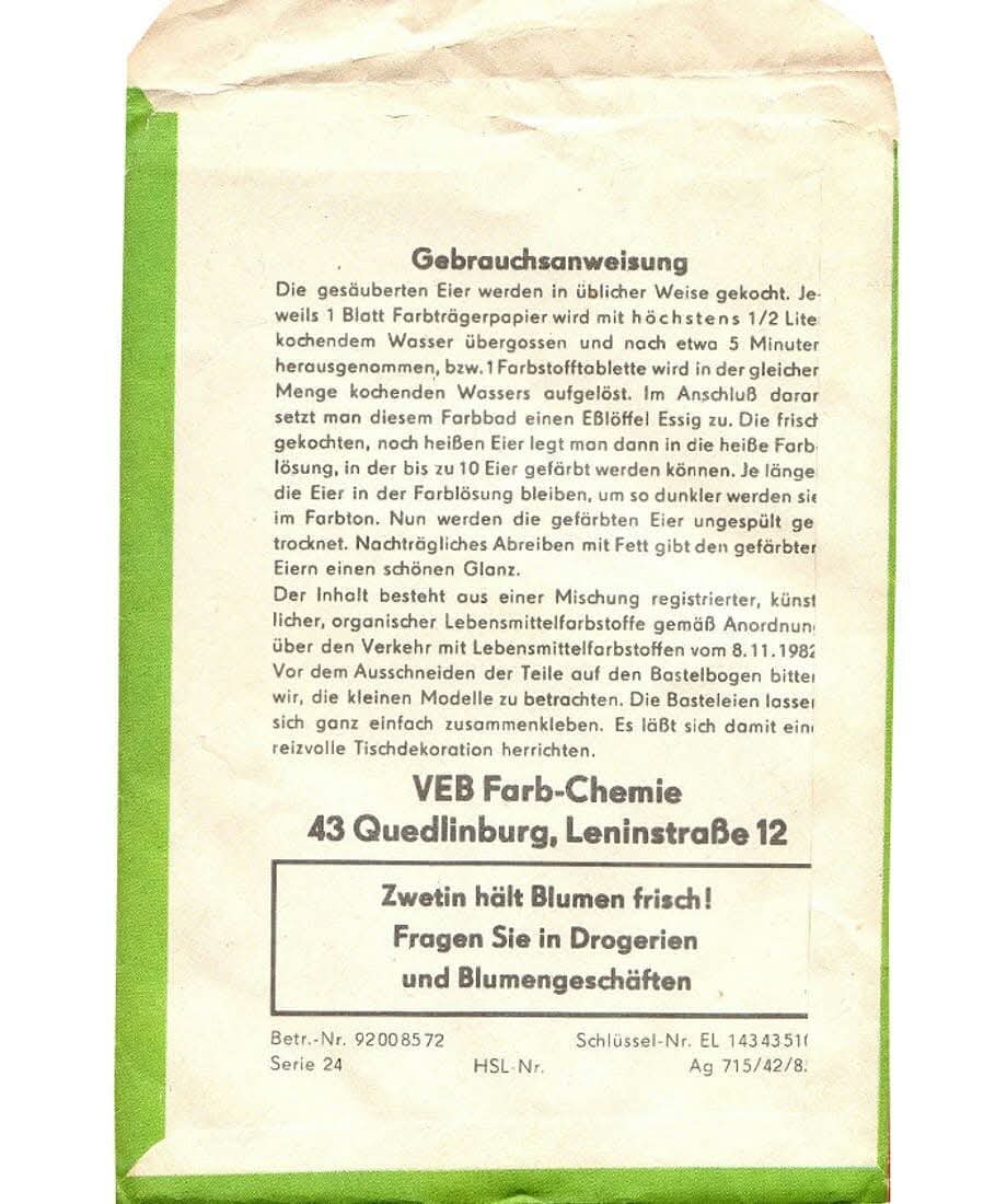 DDR_Reklame's tweet image. Zum Sortiment des VEB Farbchemie Quedlinburg gehörten u.a. Bastelbögen und Eierfarben für Ostereier.
#Ostereier #Eierfarben #Farbe #färben #Eier #Ostern #Farbchemie #Quedlinburg #DDR #GDR #Eastgermany #Ostalgie