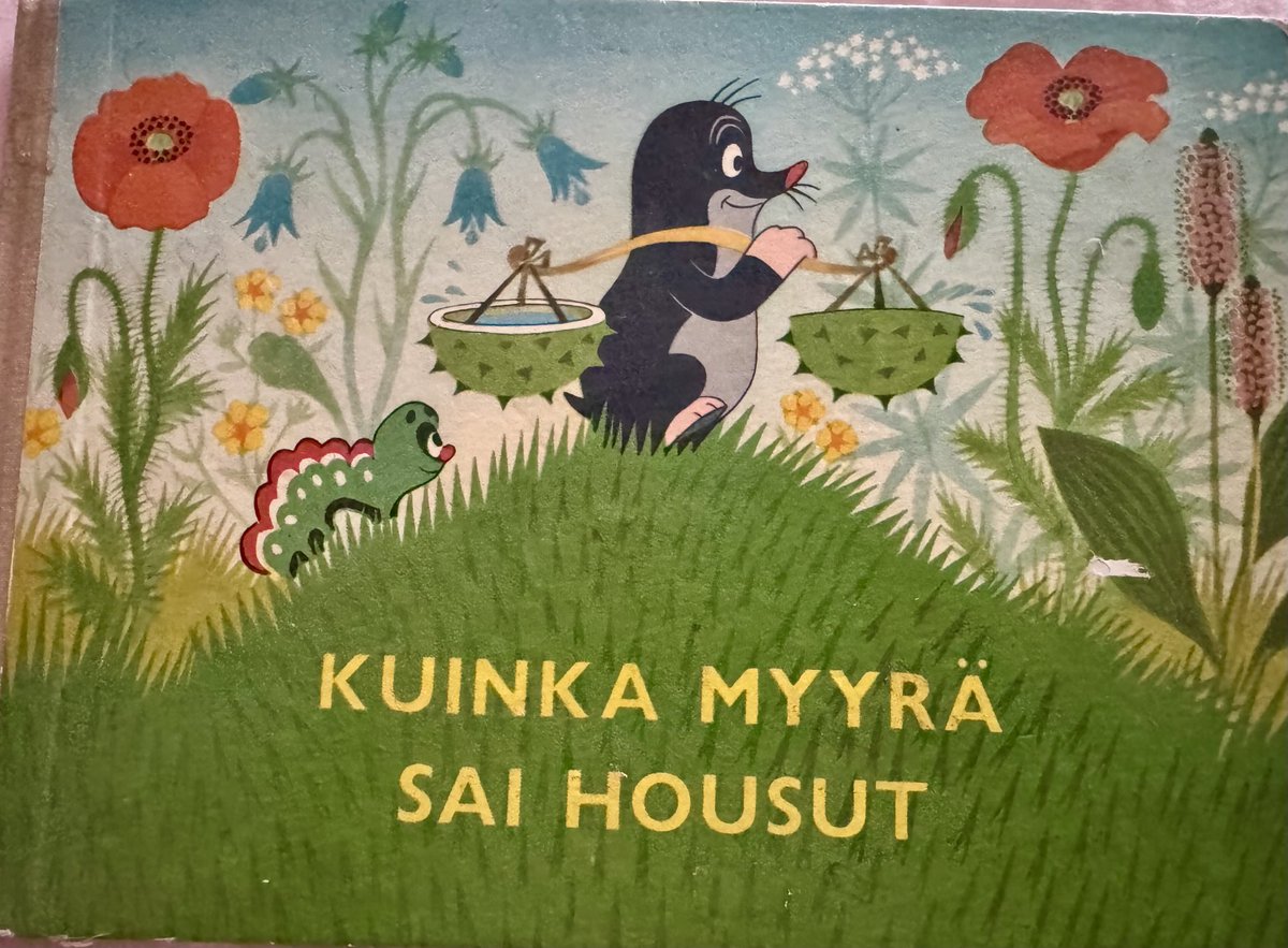 RitaTainola's tweet photo. Jukra! Löysin tämän lapsuuteni kirjan omasta kirjahyllystäni. On varmaan ainakin 60v vanha teos! Ja aivan ihana edelleen. Onkohan näitä enää myynnissä #tammi https://t.co/IrhbyKDEqX