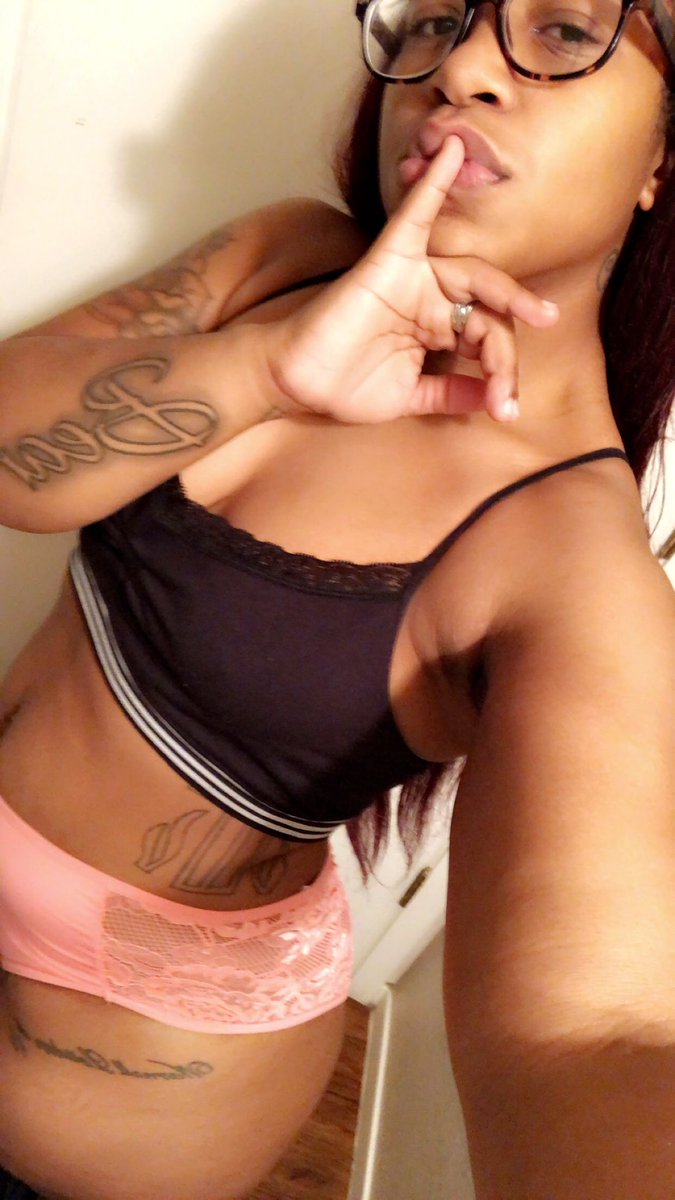 KayySativa's tweet photo. &amp; is 
Insta kay.thick_ threads too 
Kayyysativa snap https://t.co/A8wYFsqXMo