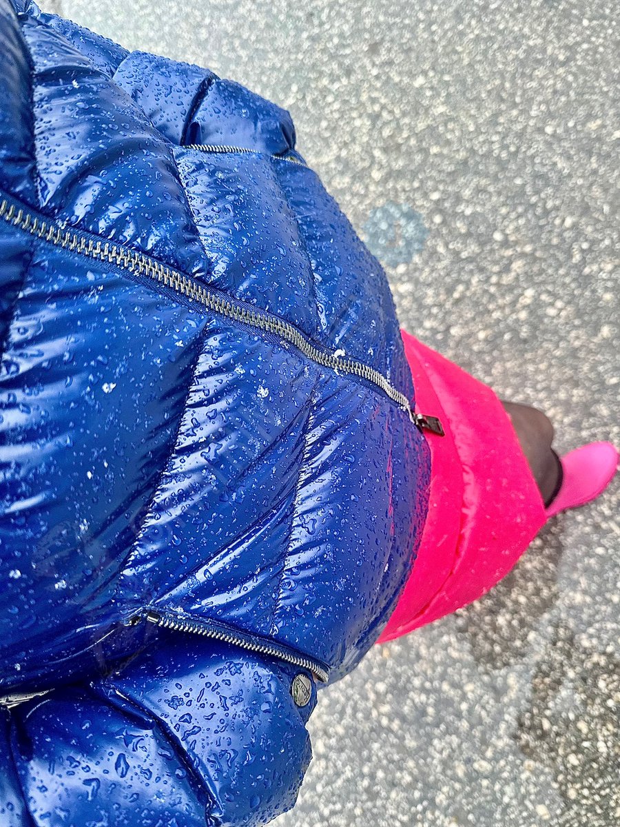 Katrin_Shiny's tweet photo. Caught under ๐ฑspring snow-rain mix? ๐จ๏ธMy chic wellies and shiny waterproofs are stealing the show ๐ฅ Hood popped ๐cords cinched ๐ชข strutting through the storm ๐ง๏ธlike itโs my runway ๐
#WaterproofStyle #RainSlay #RainyDayVibes #ChicStyle #SpringTrends #HoodUp #WelliesNeeded https://t.co/XV82zSJsJk