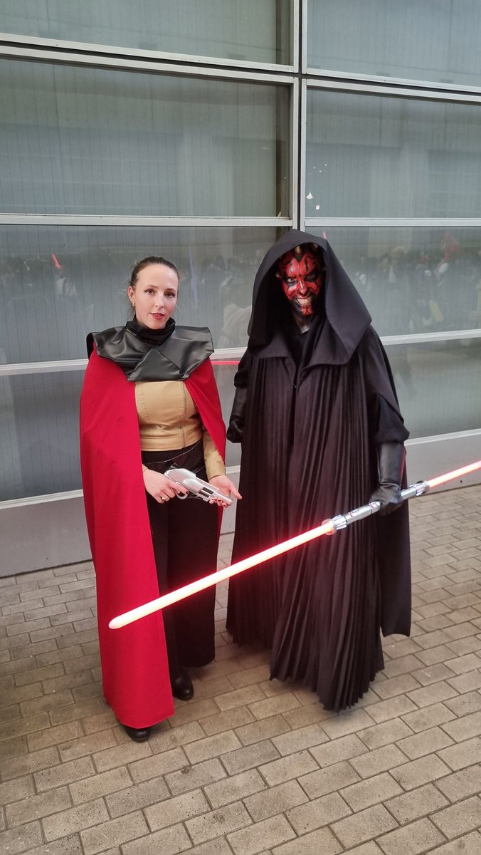 Kalinstagram's tweet photo. Got some leaked behind the scenes images of Solo 2 from Celebration today!!! 👀👀👀
#SWCJ #SWCJ2025 #Solo2 https://t.co/j5fpbThkrn
