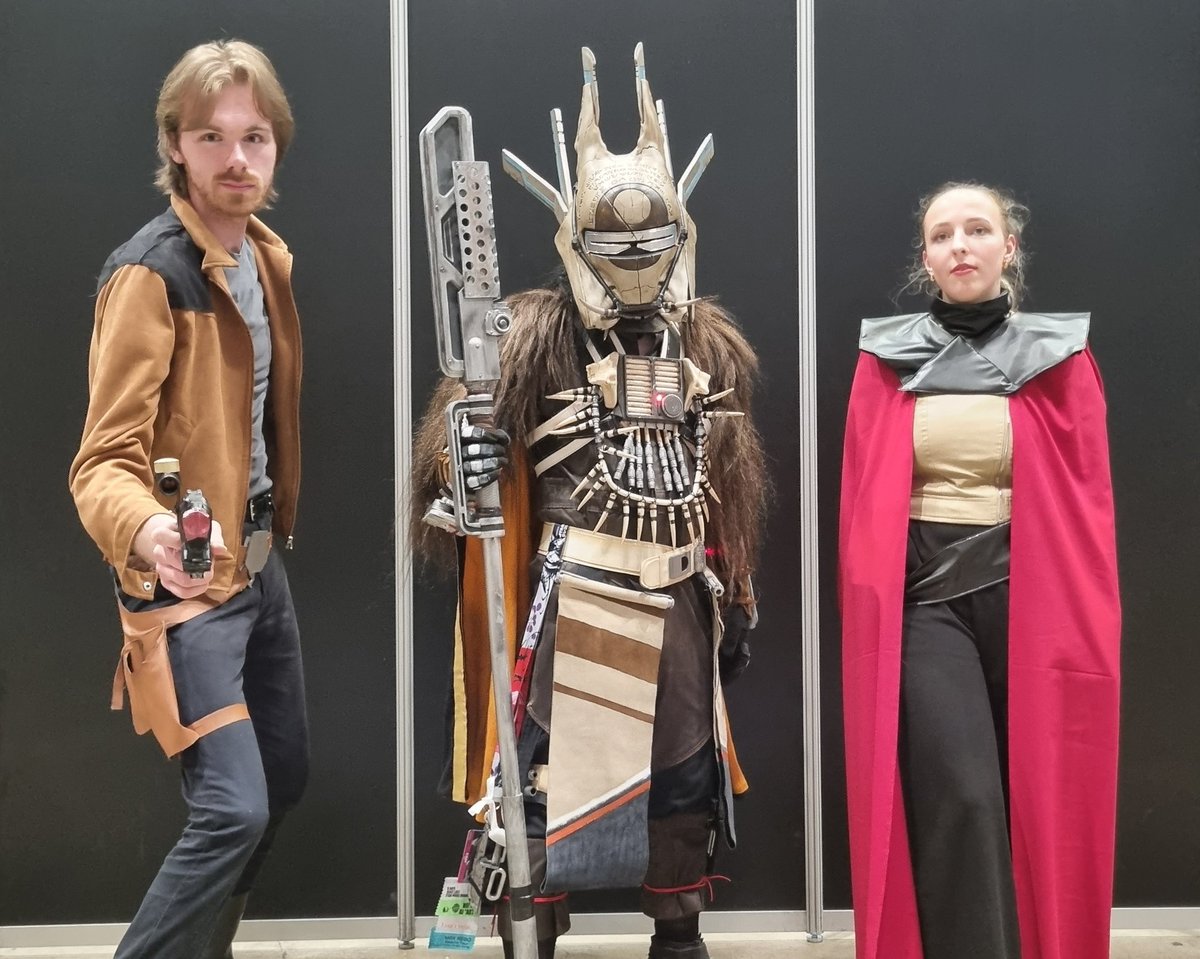 Kalinstagram's tweet photo. Got some leaked behind the scenes images of Solo 2 from Celebration today!!! 👀👀👀
#SWCJ #SWCJ2025 #Solo2 https://t.co/j5fpbThkrn