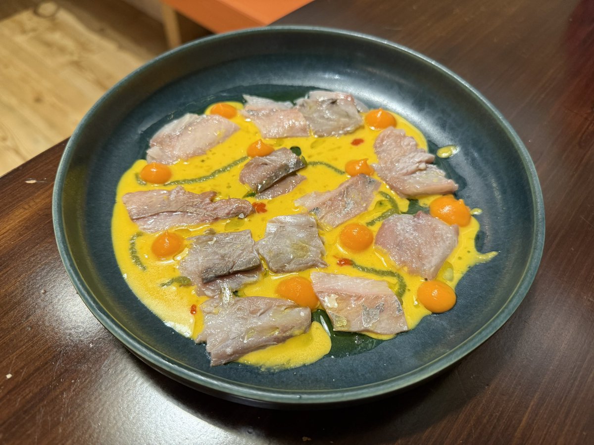 AlfonsoJLT's tweet photo. #HabráQueComer #Foodie #FoodPorn #Vinoteca #Sybaris #Ourense #Orense #Galicia #GaliciaCalidade #GaliciaMaxica https://t.co/4bylRZCxkr