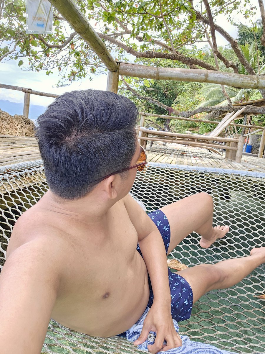 ferreyon's tweet photo. A day at the beach ⛱️ 
#fantasylodge #samboan https://t.co/B751Jko838