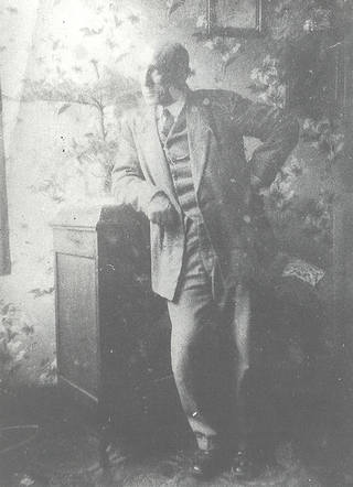 19 April 1874 | A Dutch Jew, David Wessel, was born in Rotterdam.

In October 1942 he was deported from #Westerbork to #Auschwitz. After the selection he was murdered in a gas chamber.