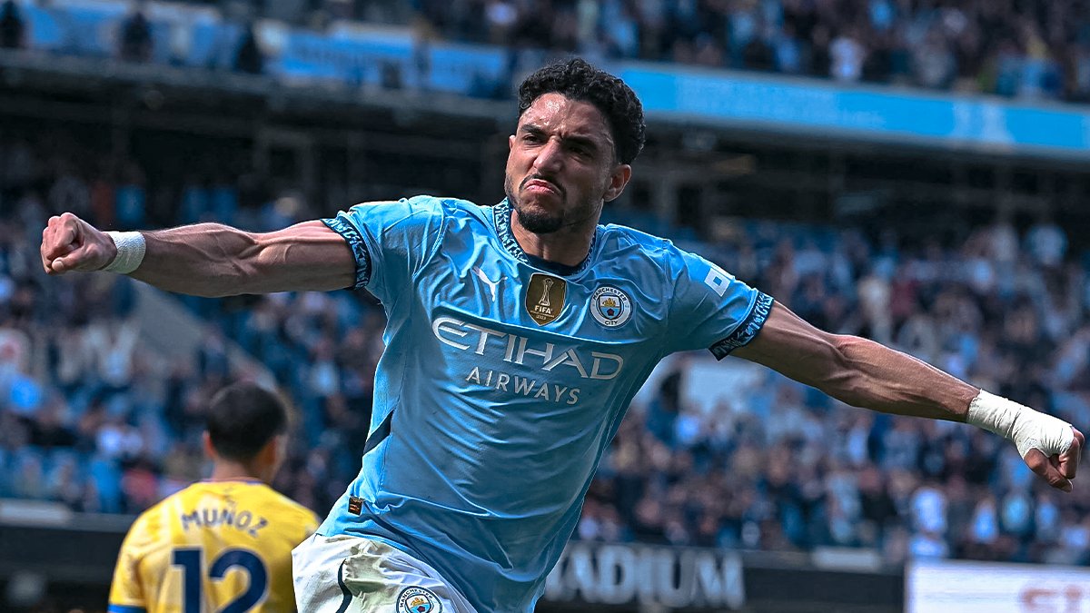 OfficialFPL's tweet photo. Today, I need...
👉 _______
👉 _______
👉 _______

...to score me #FPL points 🤞 https://t.co/M4hDSALTx2