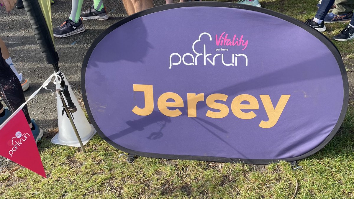 FryRadio's tweet photo. A weekend in #Jersey, and after completing @Jerseyparkrun I’m enjoying some #Easter anthems on @Channe103. https://t.co/NsT7KjZpri