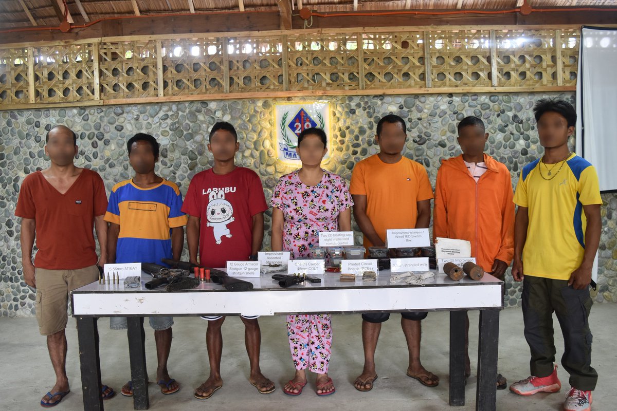 MatatagTwenty9's tweet photo. Seven (7) Communist NPA Terrorists Surrender to Government in AgNor

Link here: https://t.co/YUQFgoNSV4 https://t.co/ZHyJX00msr