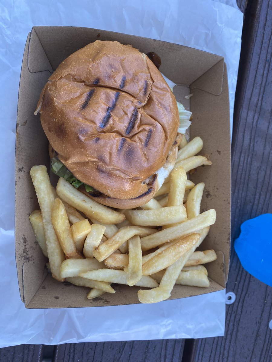 p_terg's tweet image. Why I haven’t been online today #NotFacebook #Latergram 3/3